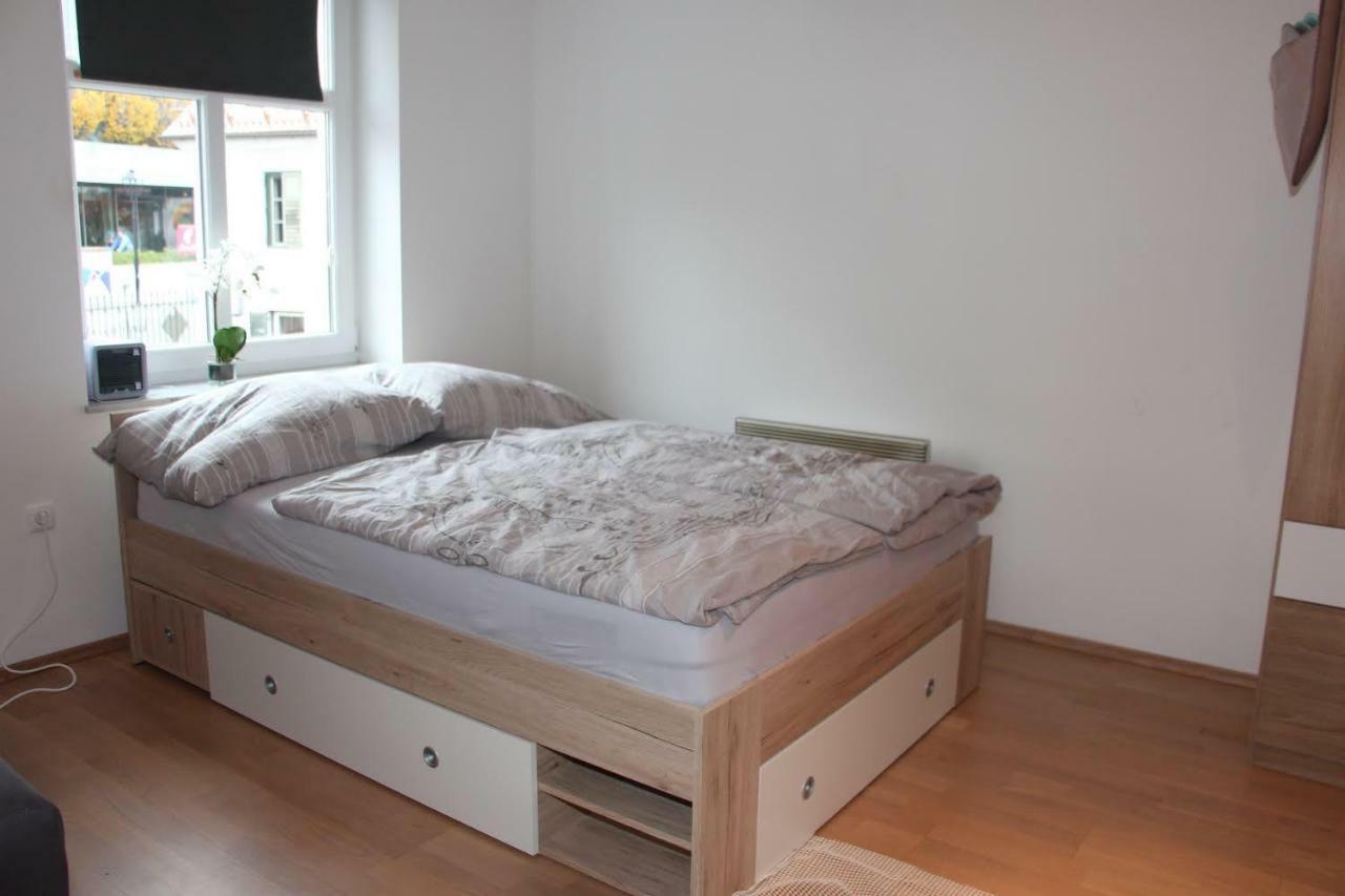 Apartment Na skali Kranj Exteriör bild